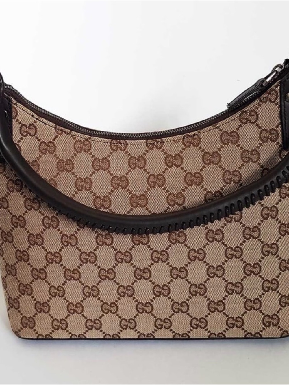 Mint condition Gucci Tan/Brown GG Canvas Shoulder Bag with Dark Brown Trim NWOT